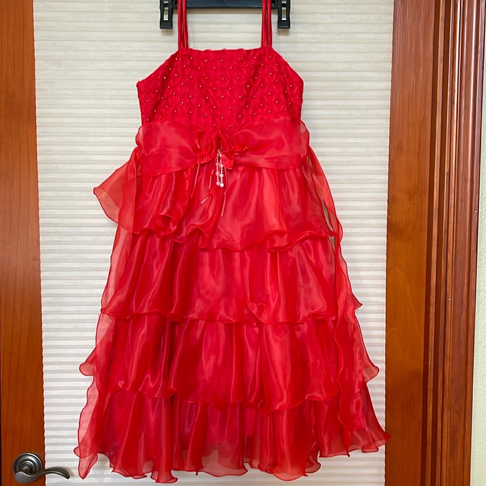 Red Richie house, Los Angeles brand pageant dress size 9/10 new without tags